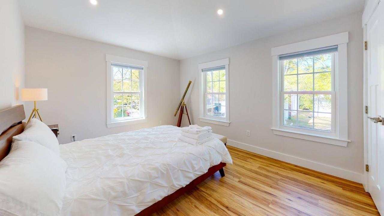 Modern 2Br 2Ba With King Bed-Fast Wi-Fi 75 Inch Oled Tv Villa Wilmington Exterior photo