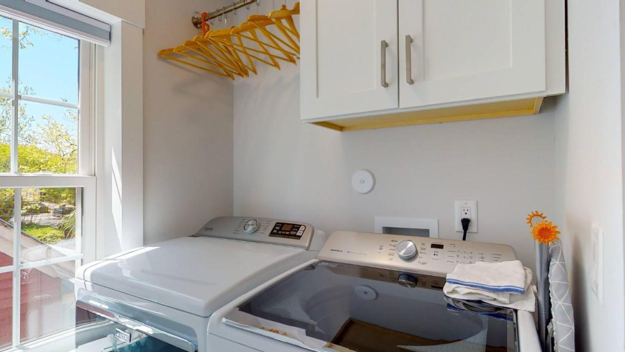 Modern 2Br 2Ba With King Bed-Fast Wi-Fi 75 Inch Oled Tv Villa Wilmington Exterior photo